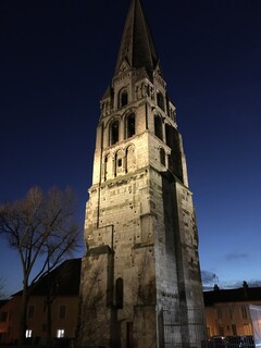 Abbaye Tour Saint Jean nuit